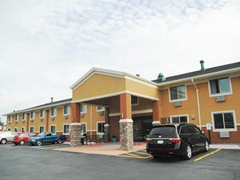 Quality Inn 2*
