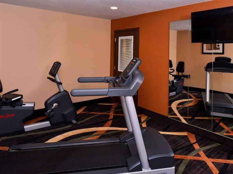 Quality Inn 2*